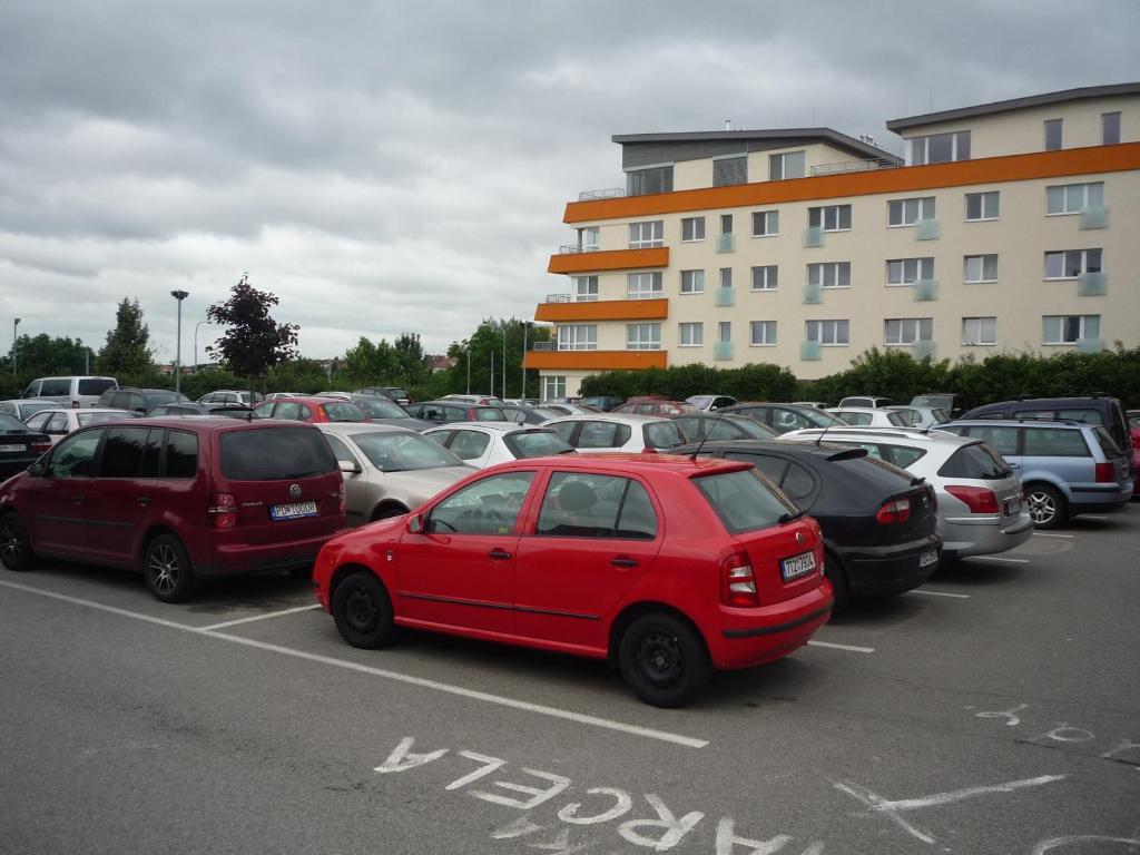 Koleje J.A.Komenskeho Brno Eksteriør billede